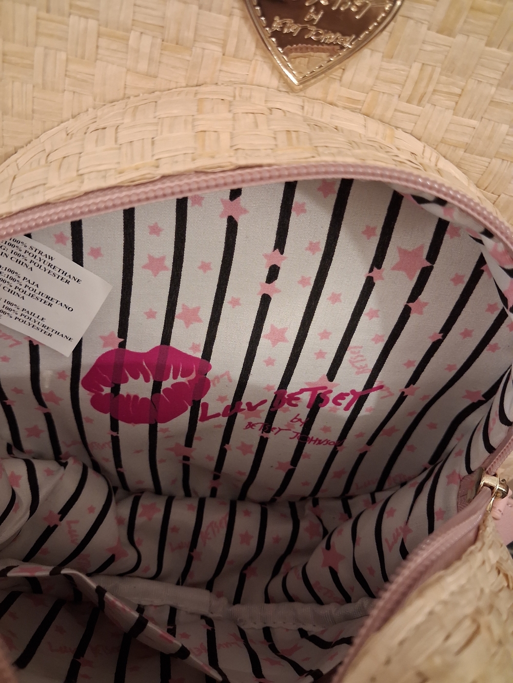 Betsey Johnson Round Hat Straw Backpack with Pink Bow - Picture 2 of 4